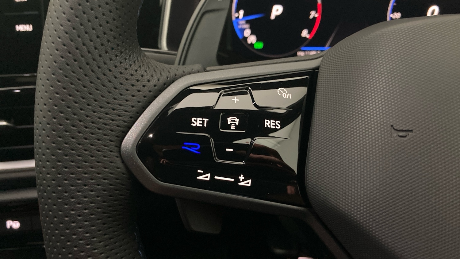 Used Volkswagen T-Roc 2025 for sale - 77381492: Photo 17