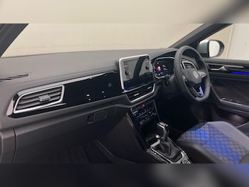 Used Volkswagen T-Roc 2025 for sale - 77381492: Photo