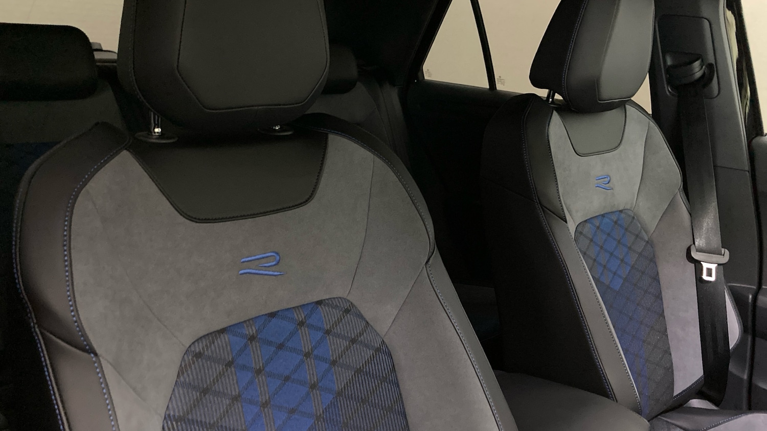 Used Volkswagen T-Roc 2025 for sale - 77381492: Photo 36