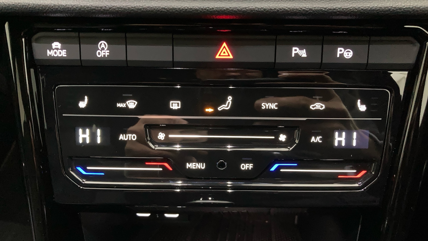 Used Volkswagen T-Roc 2025 for sale - 76884746: Photo 13