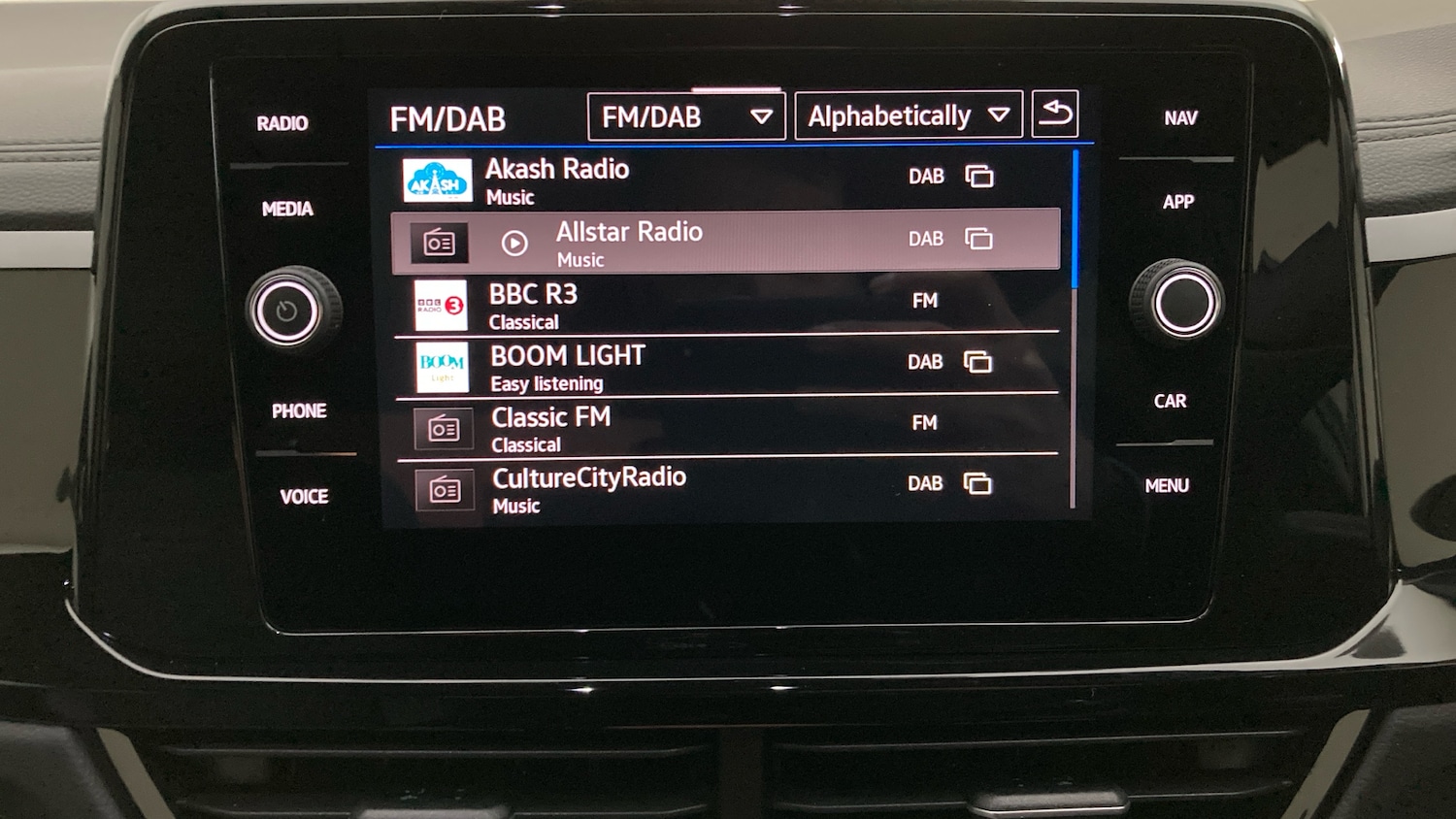 Used Volkswagen T-Roc 2025 for sale - 76884746: Photo 25