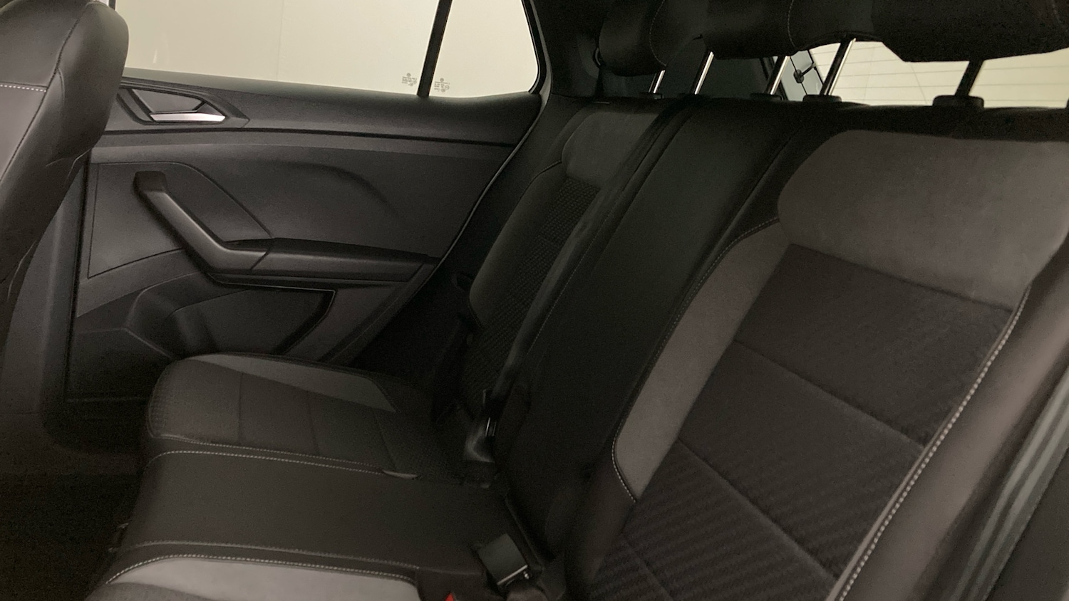 Used Volkswagen T-Cross 2023 for sale - 77678592: Photo 16