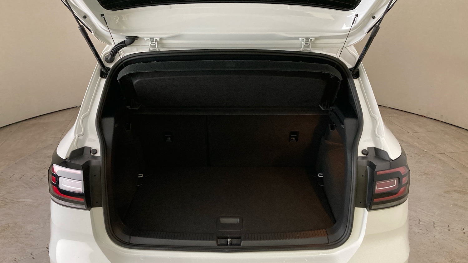 Used Volkswagen T-Cross 2023 for sale - 77678592: Photo 20