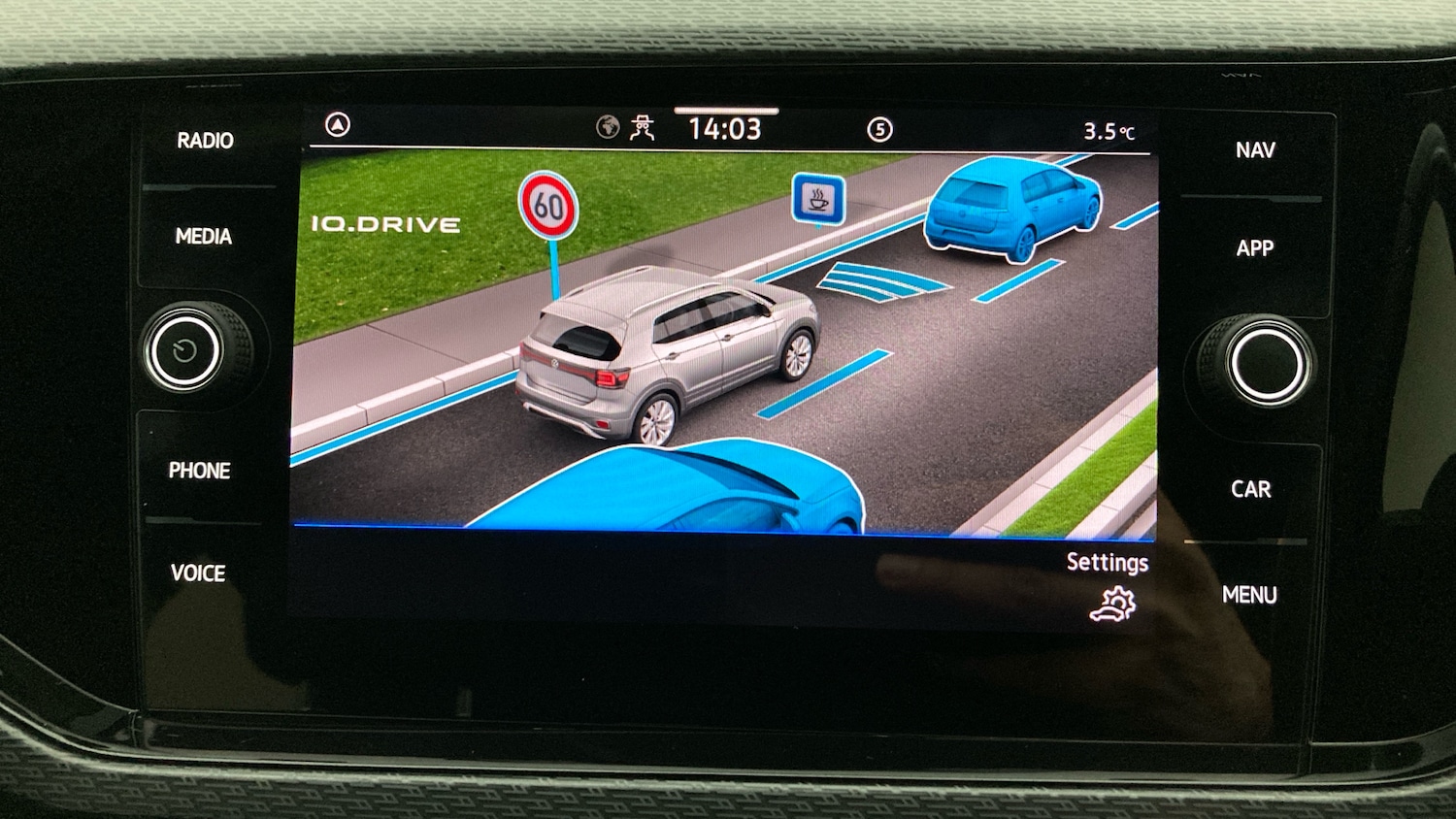 Used Volkswagen T-Cross 2023 for sale - 77678592: Photo 24