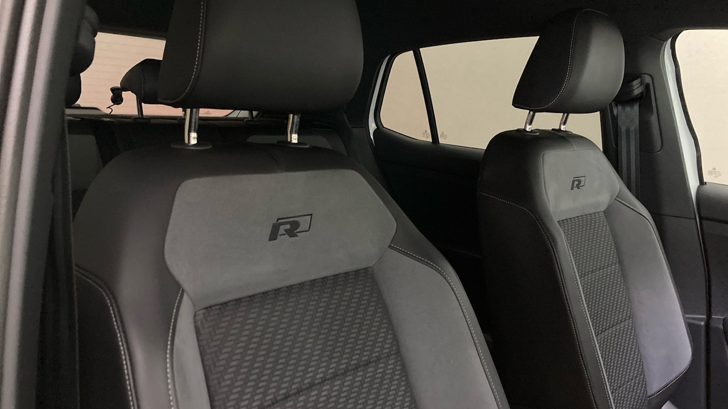 Used Volkswagen T-Cross 2023 for sale - 77678592: Photo 32