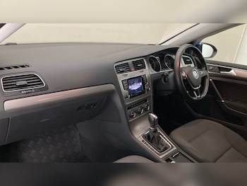 Used Volkswagen Golf 2013 for sale - 76321667: Photo