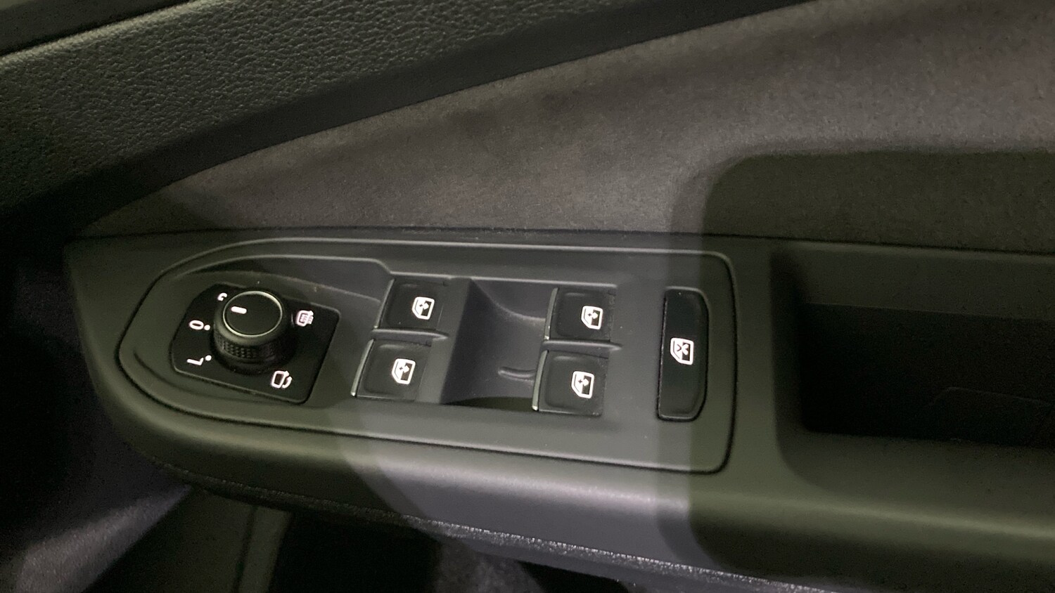 Used Volkswagen Golf 2023 for sale - 78190887: Photo 32