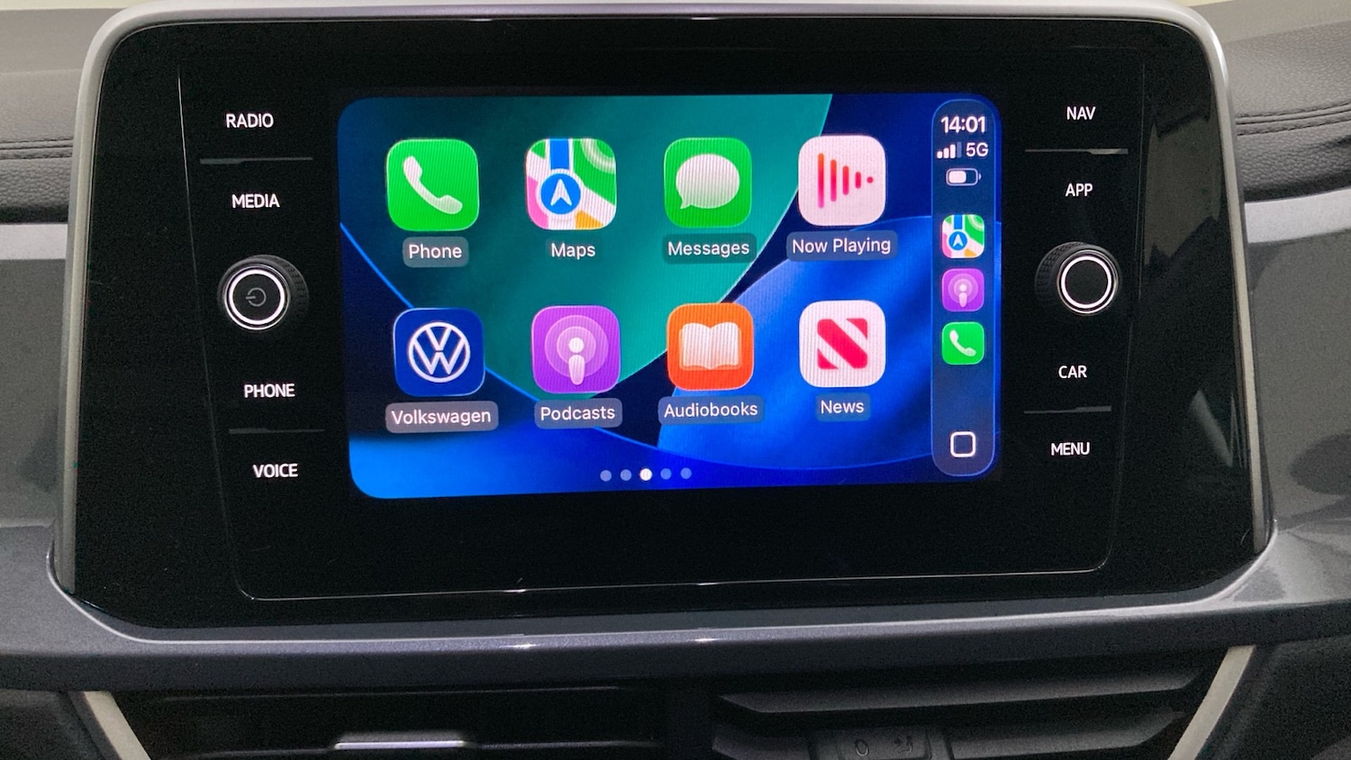 Used Volkswagen T-Roc 2023 for sale - 76879236: Photo 21