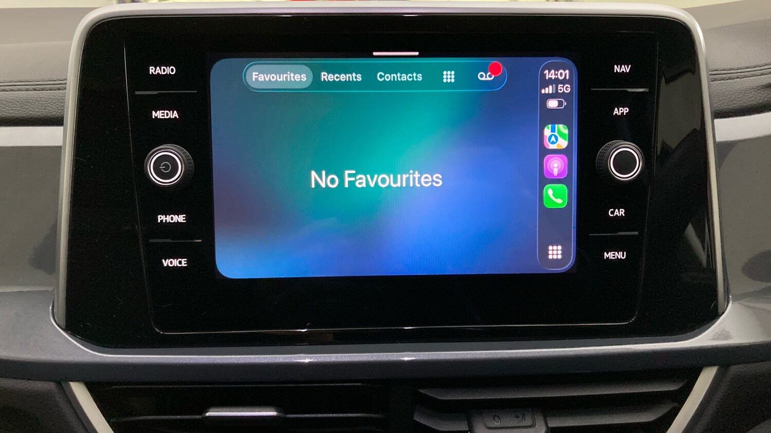 Used Volkswagen T-Roc 2023 for sale - 76879236: Photo 23