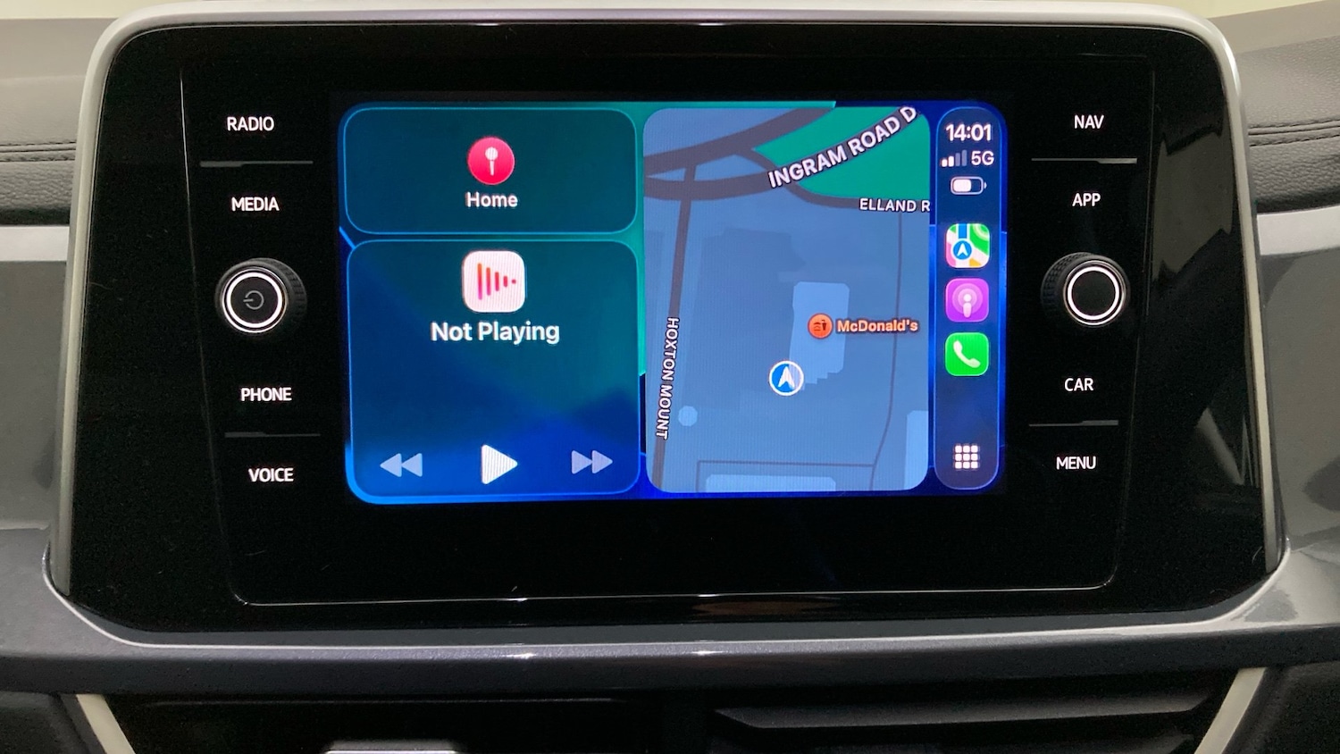 Used Volkswagen T-Roc 2023 for sale - 76879236: Photo 24