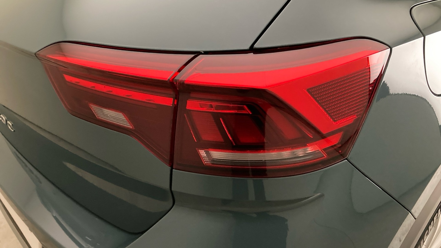 Used Volkswagen T-Roc 2023 for sale - 76879236: Photo 42