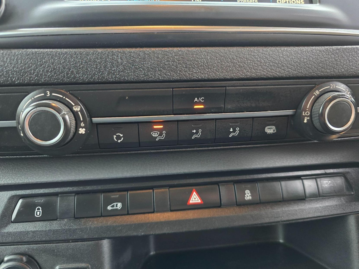 Used Peugeot Expert 2019 for sale - 76326470: Photo 17