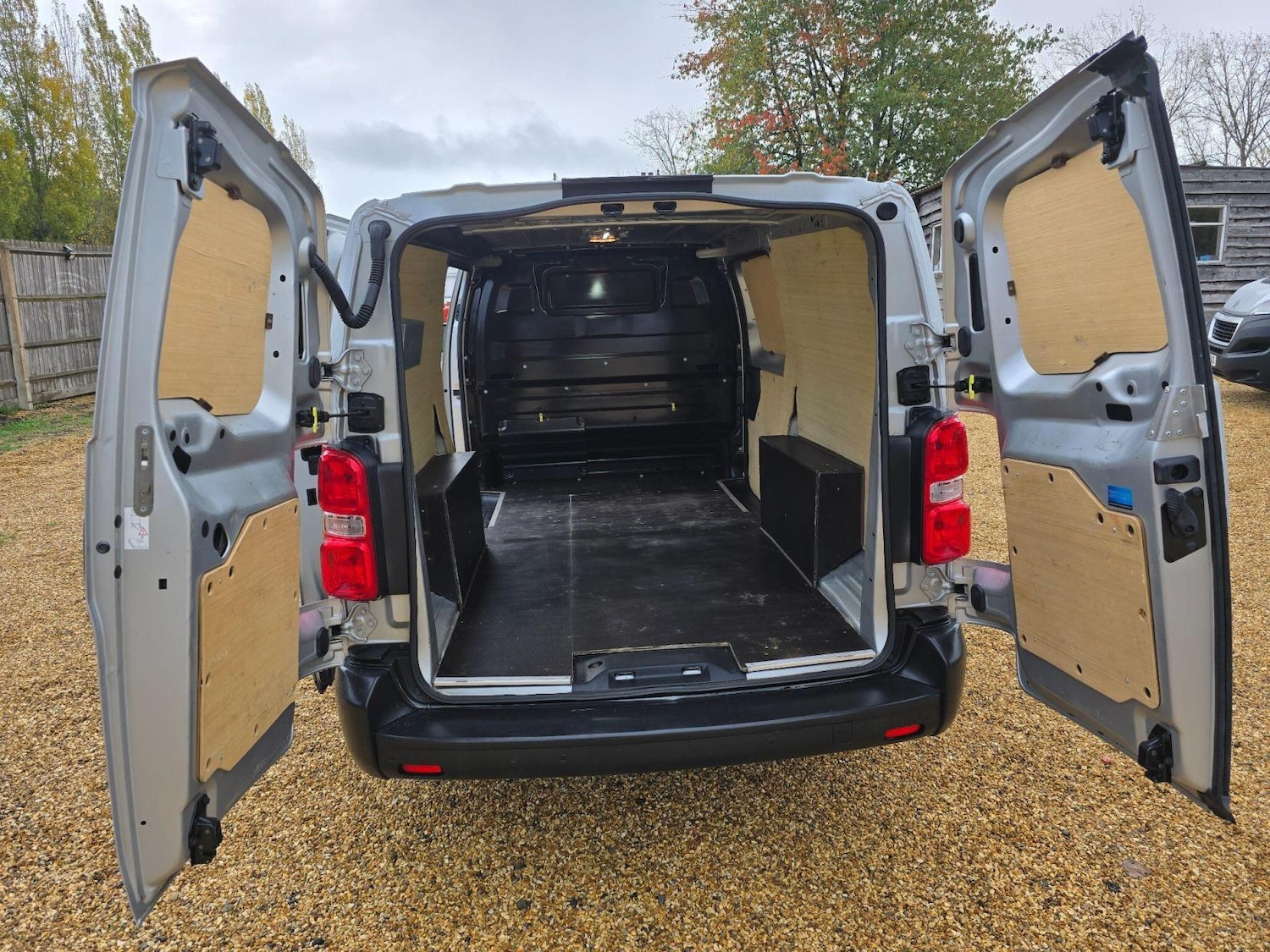 Used Peugeot Expert 2019 for sale - 76326470: Photo 34