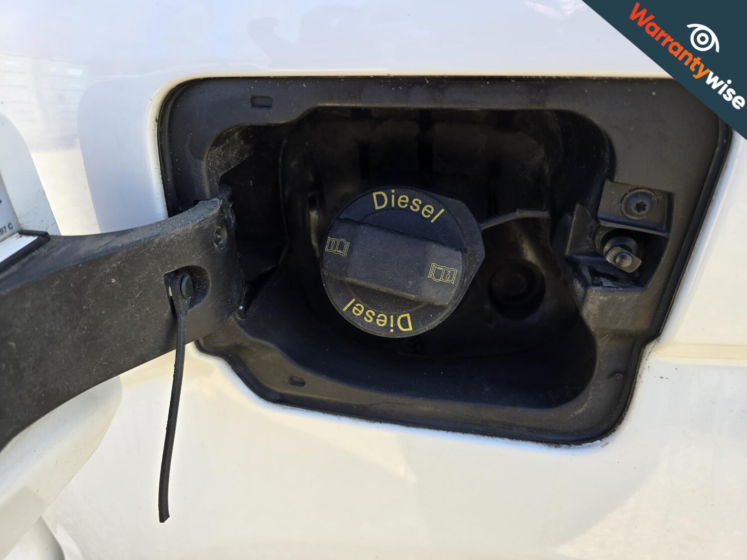 Used Volkswagen Amarok 2015 for sale - 78135465: Photo 51