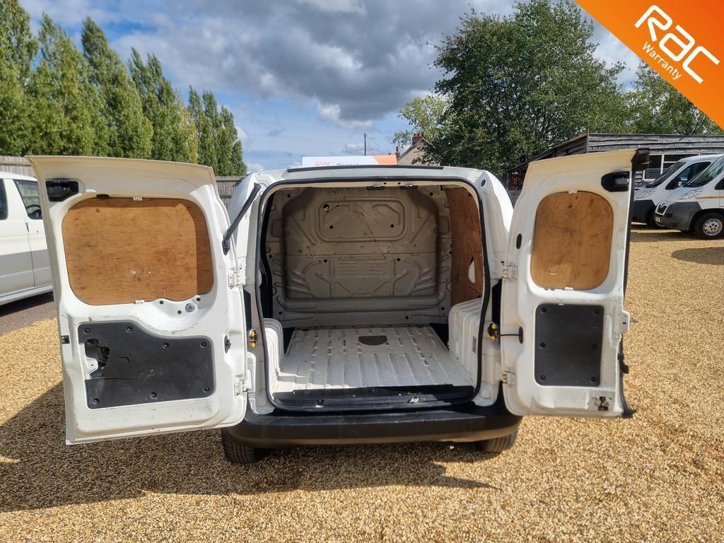 Used Peugeot Bipper 2011 for sale - 76638931: Photo 24