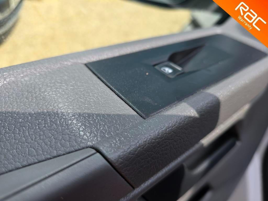 Used Volkswagen Transporter 2020 for sale - 76638952: Photo 18