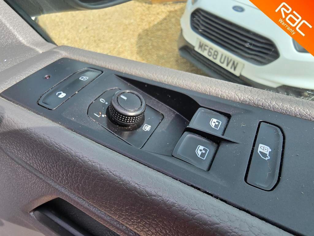 Used Volkswagen Transporter 2020 for sale - 76638952: Photo 19