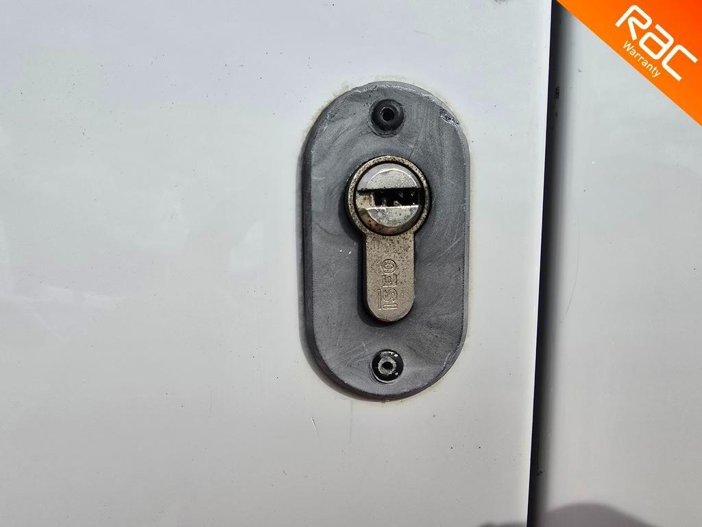 Used Volkswagen Transporter 2020 for sale - 76638952: Photo 47