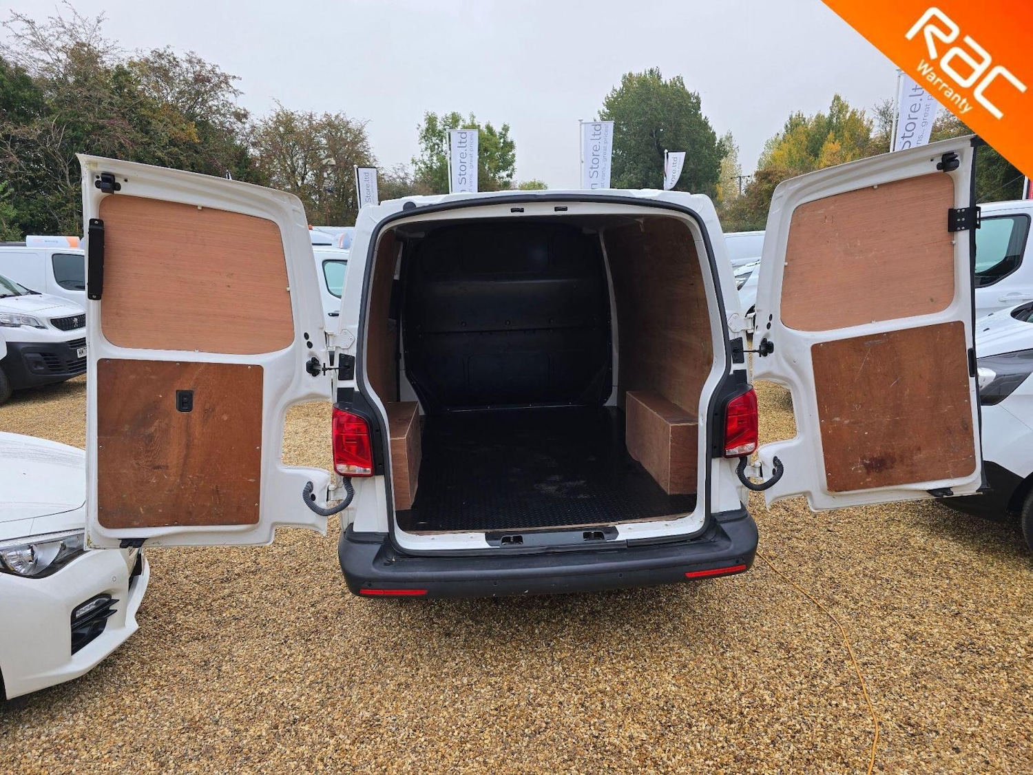 Used Volkswagen Transporter 2020 for sale - 76638952: Photo 9