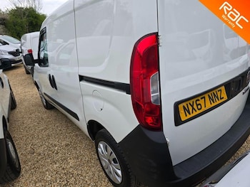Used Fiat Doblo 2017 for sale - 76182197: Photo