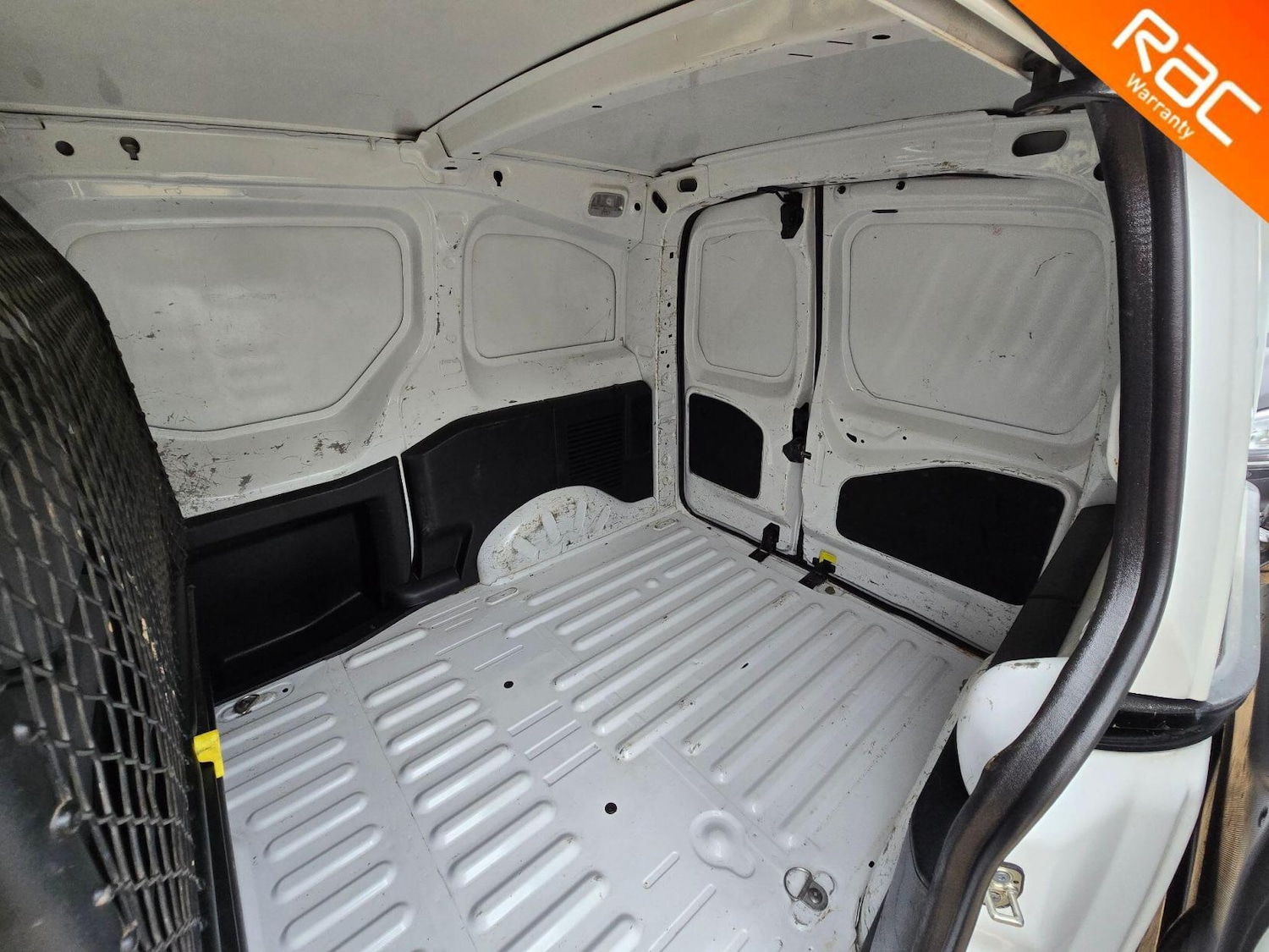 Used Peugeot Partner 2015 for sale - 76638947: Photo 23