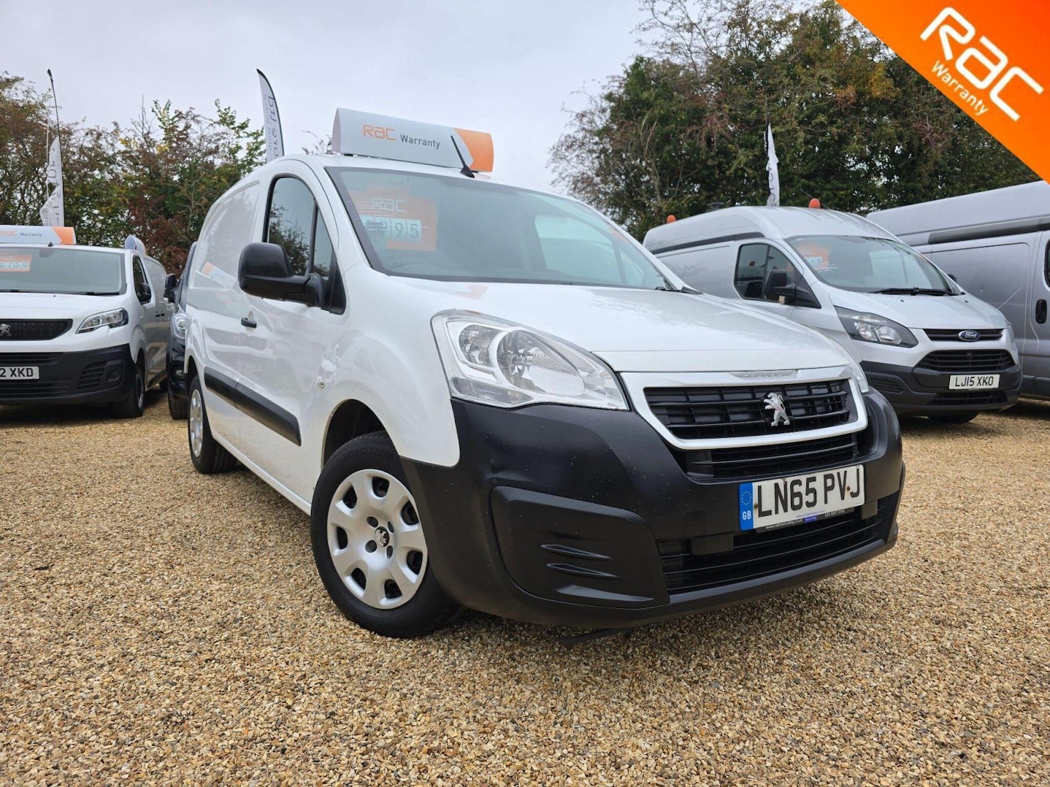 Used Peugeot Partner 2015 for sale - 76638947: Photo 6