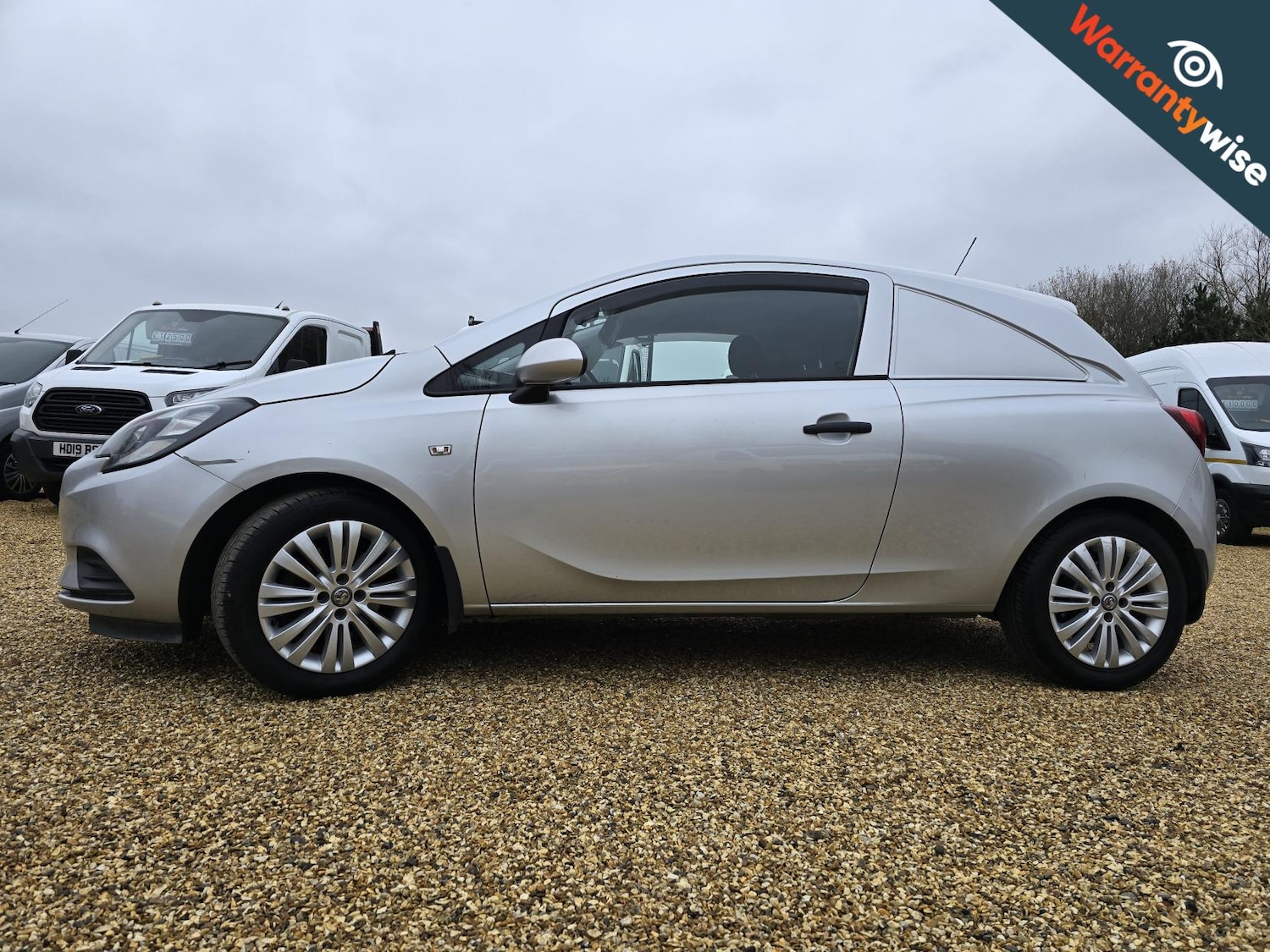 Used Vauxhall Corsa 2017 for sale - 77036953: Photo 3