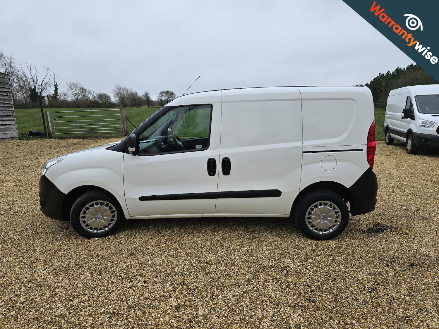 Used Vauxhall Combo 2018 for sale - 77837392: Photo 2