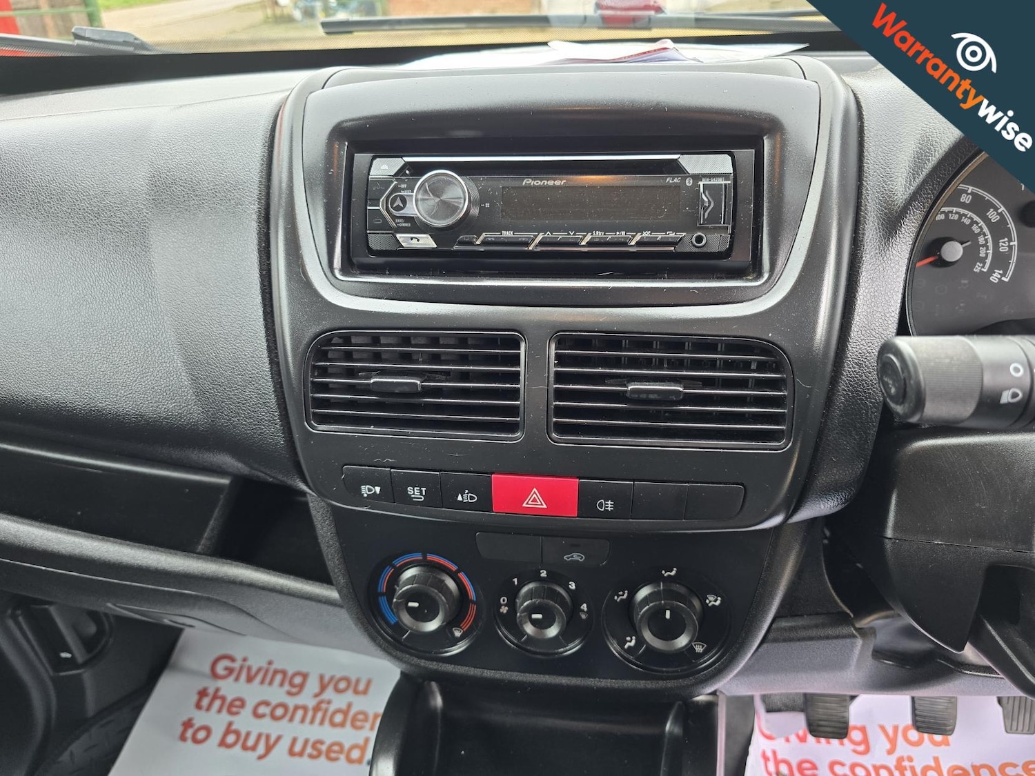 Used Vauxhall Combo 2018 for sale - 77837392: Photo 9