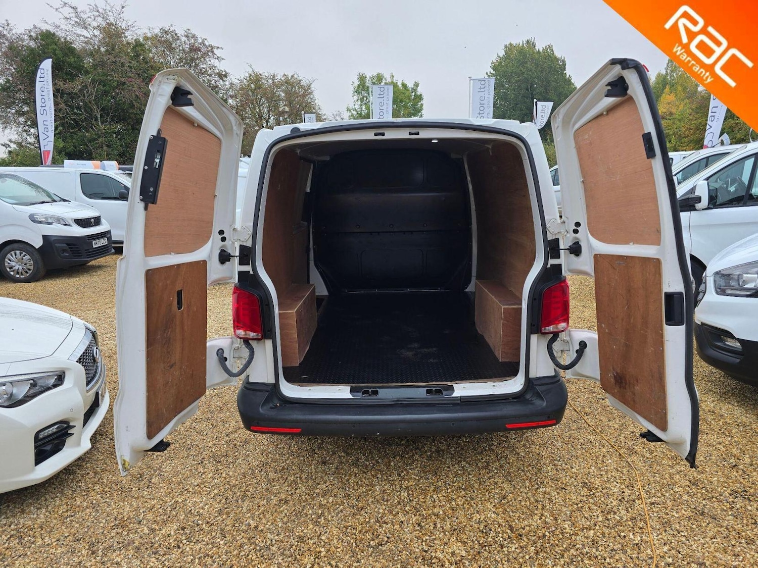 Used Volkswagen Transporter 2020 for sale - 76182191: Photo 10