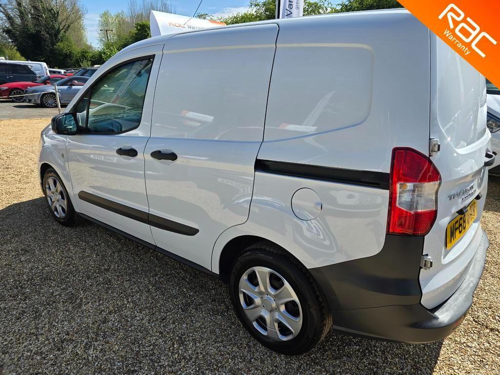Used Ford Transit Courier 2018 for sale - 76638934: Photo 8