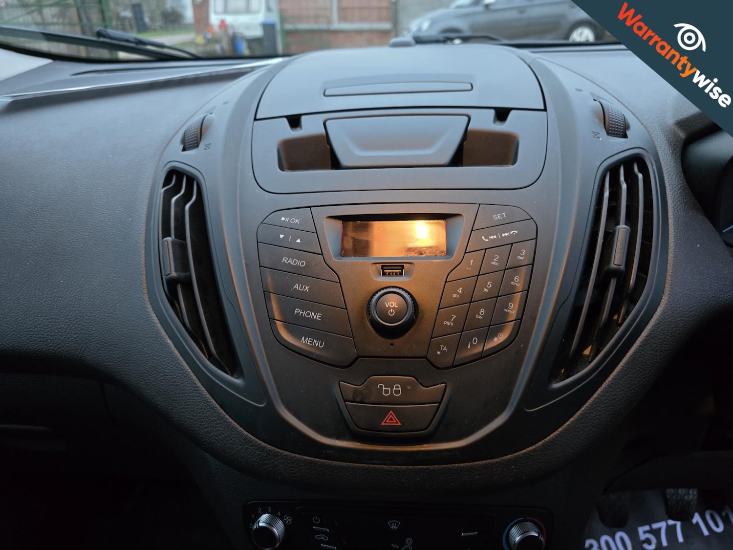 Used Ford Transit Courier 2020 for sale - 77048023: Photo 24