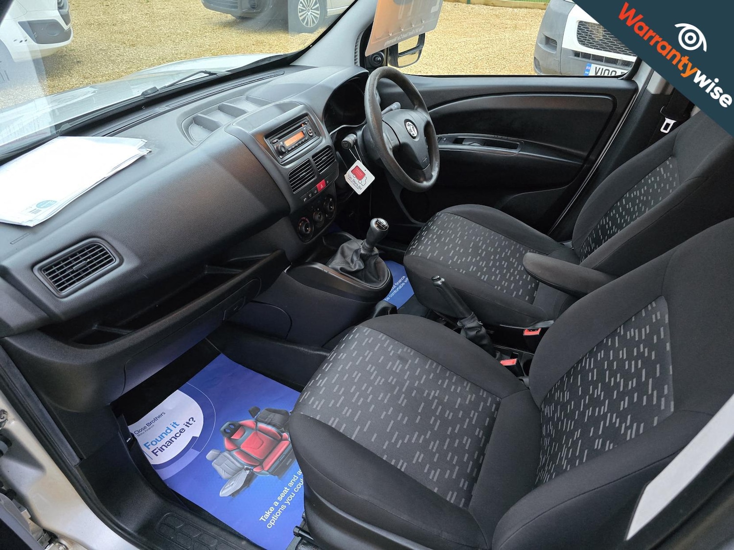 Used Vauxhall Combo 2014 for sale - 77048018: Photo 36