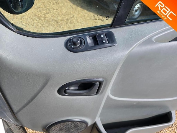 Used Vauxhall Vivaro 2014 for sale - 76182209: Photo 15