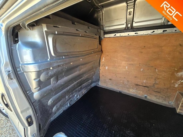 Used Vauxhall Vivaro 2014 for sale - 76182209: Photo 29