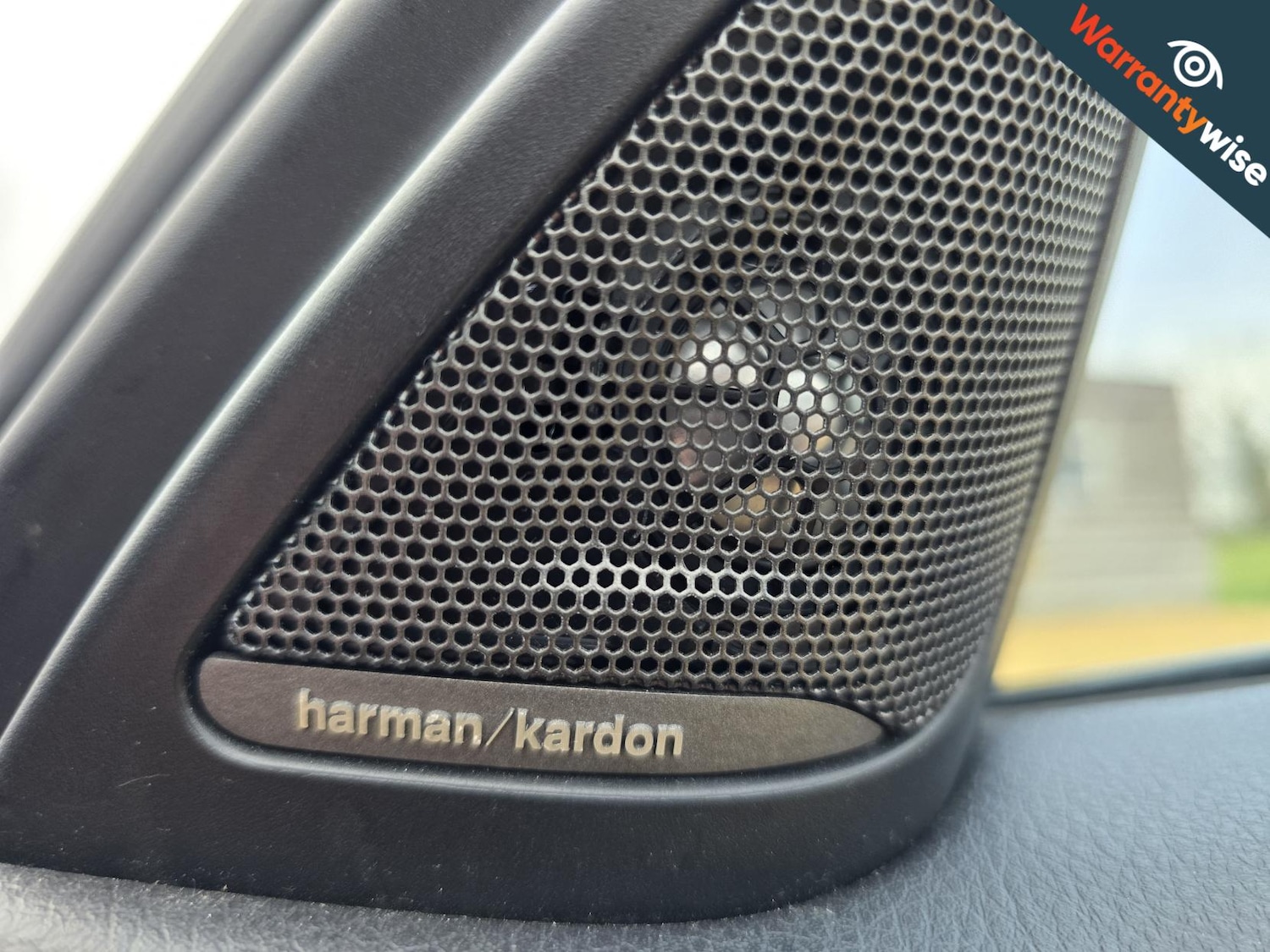 Used BMW 3 Series 2015 for sale - 77304017: Photo 28