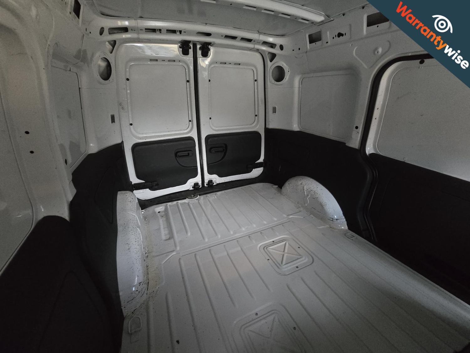 Used Vauxhall Combo 2010 for sale - 77371089: Photo 8