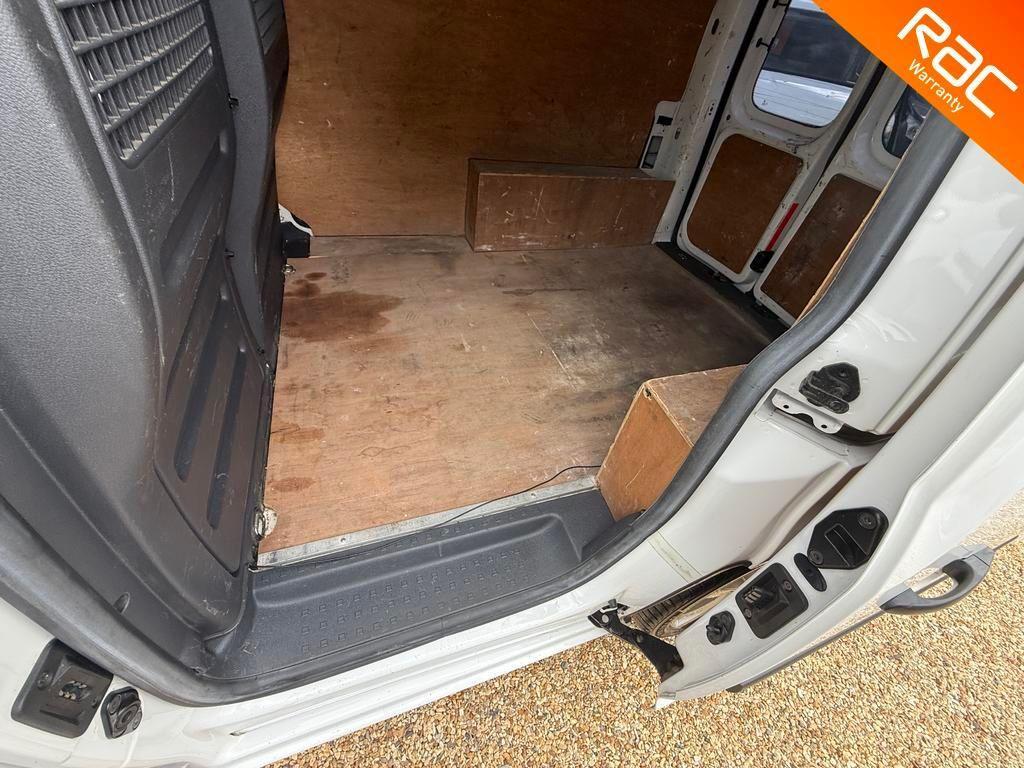 Used Volkswagen Caddy 2011 for sale - 76638967: Photo 41