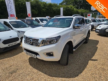 Used Nissan Navara 2020 for sale - 76638960: Photo