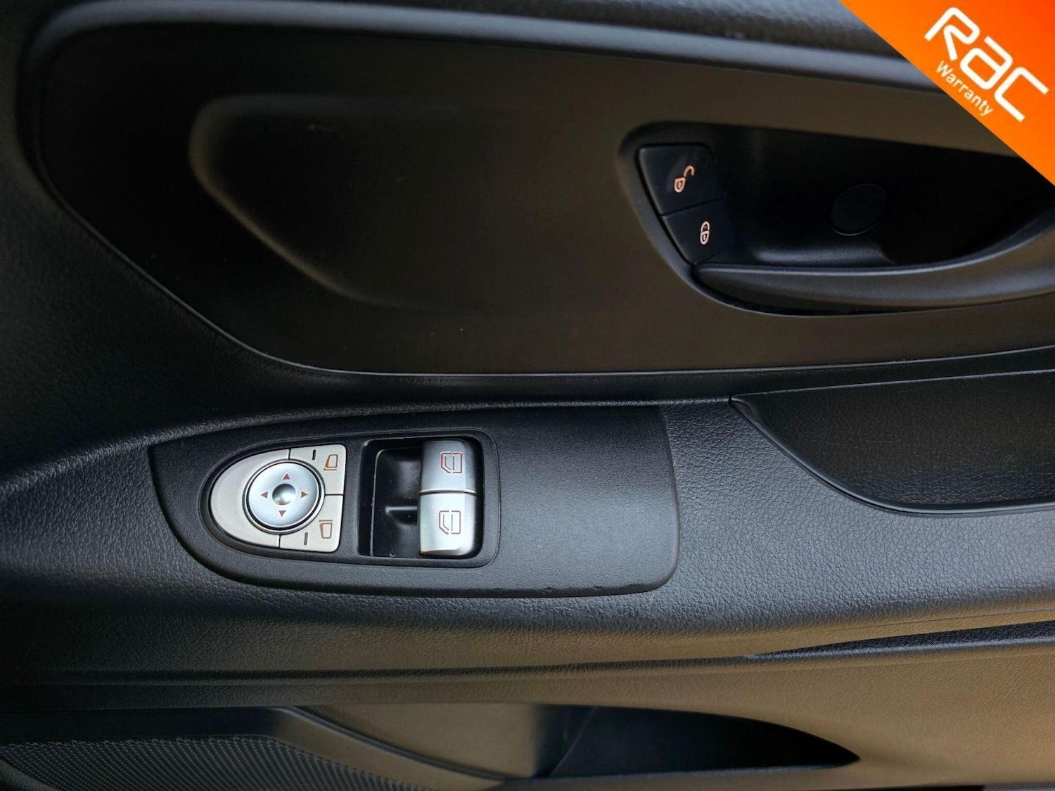 Used Mercedes-Benz Vito 2018 for sale - 76638938: Photo 36