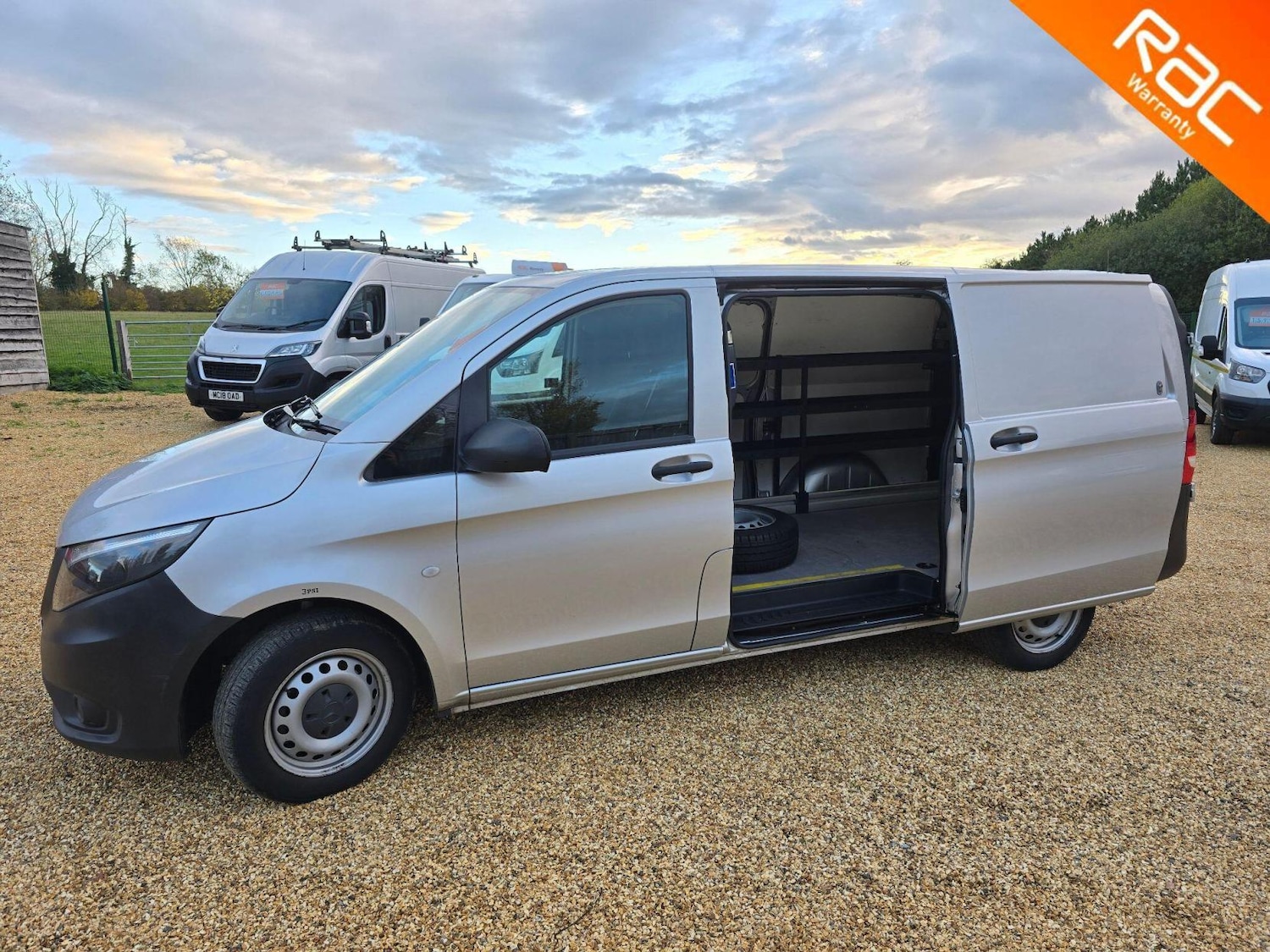 Used Mercedes-Benz Vito 2018 for sale - 76638938: Photo 5