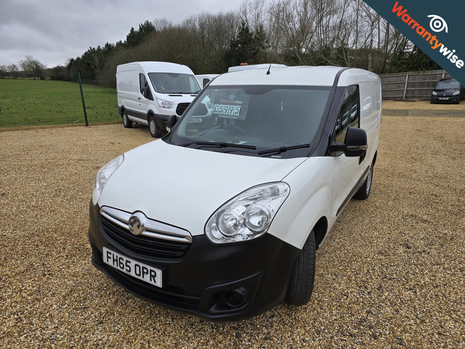 Used Vauxhall Combo 2015 for sale - 77638887: Photo 2