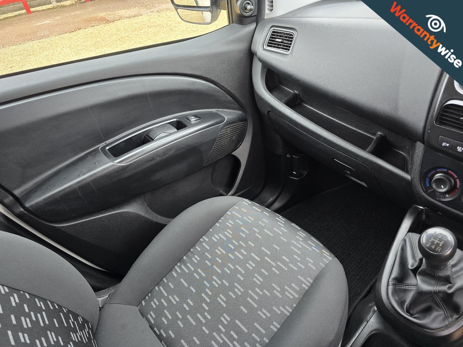 Used Vauxhall Combo 2015 for sale - 77638887: Photo 31