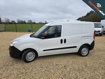 Used Vauxhall Combo 2015 for sale - 77638887: Photo