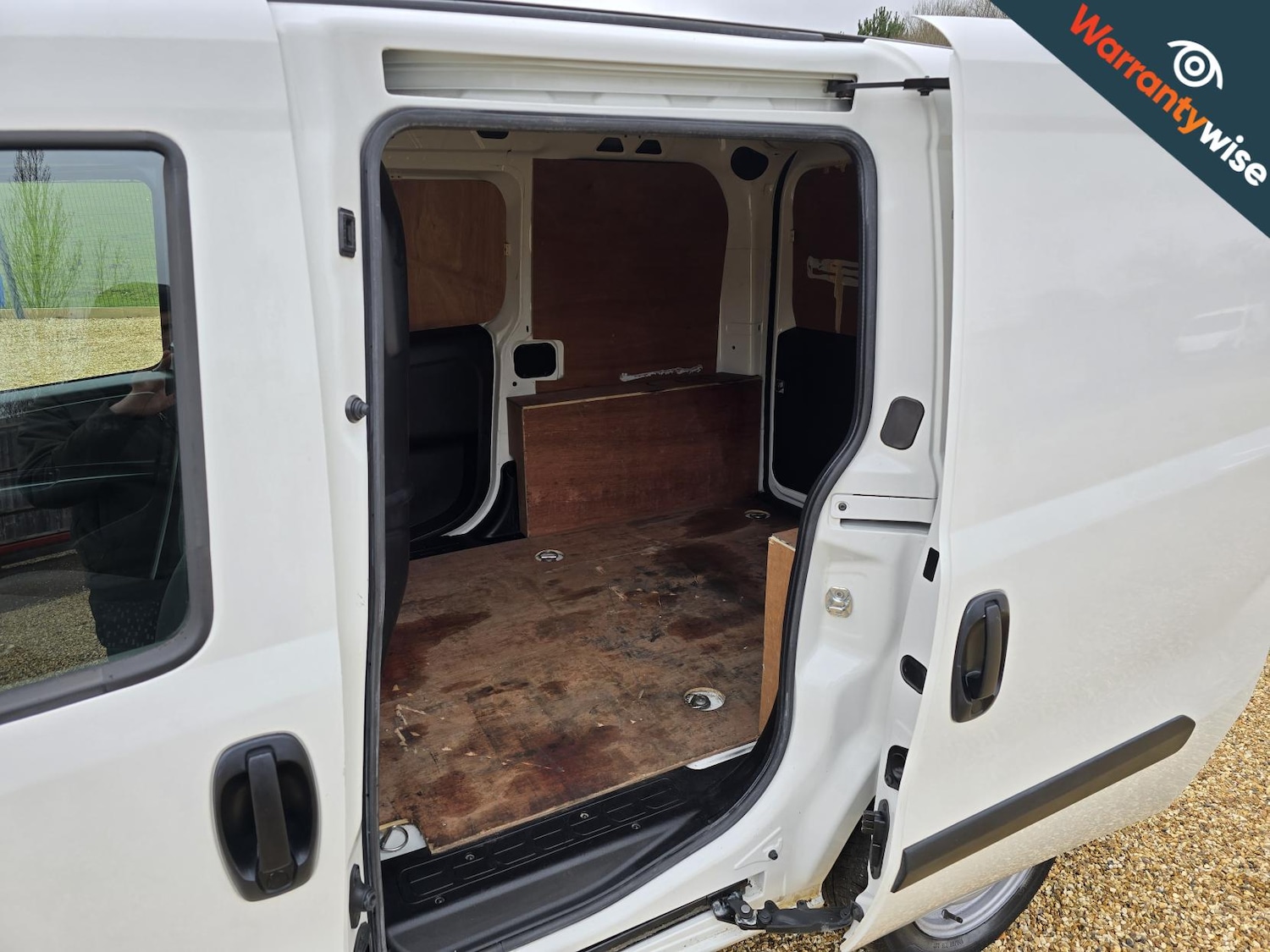 Used Vauxhall Combo 2015 for sale - 77638887: Photo 40