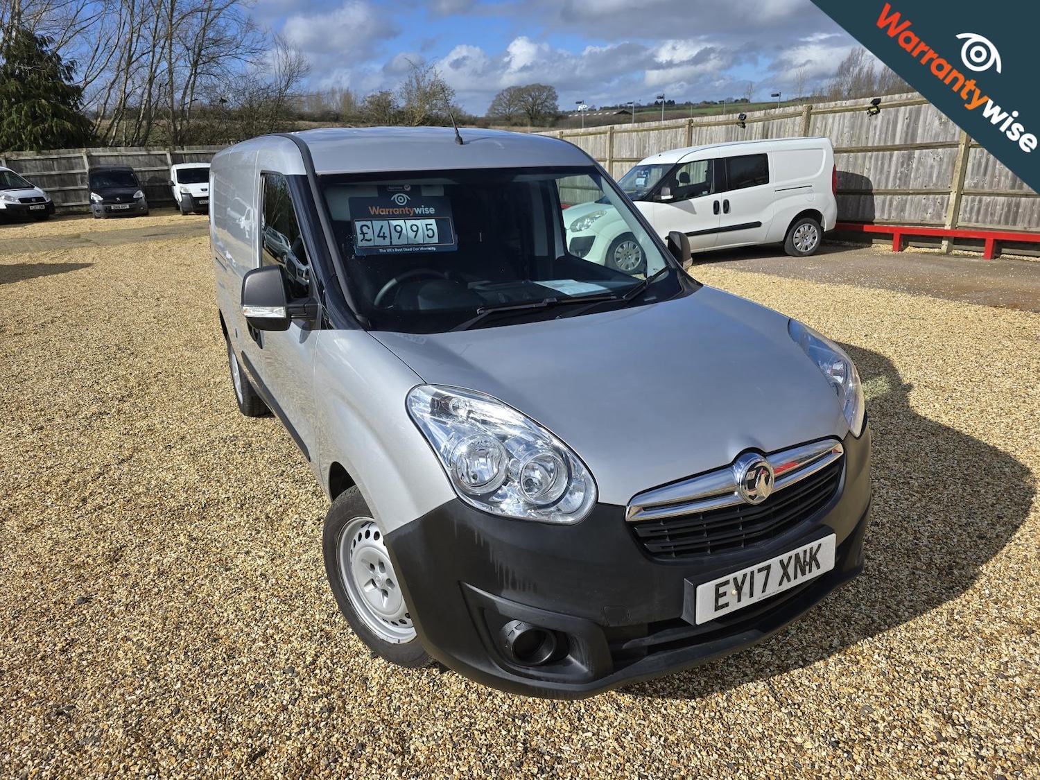 Used Vauxhall Combo 2017 for sale - 77718205: Photo 1