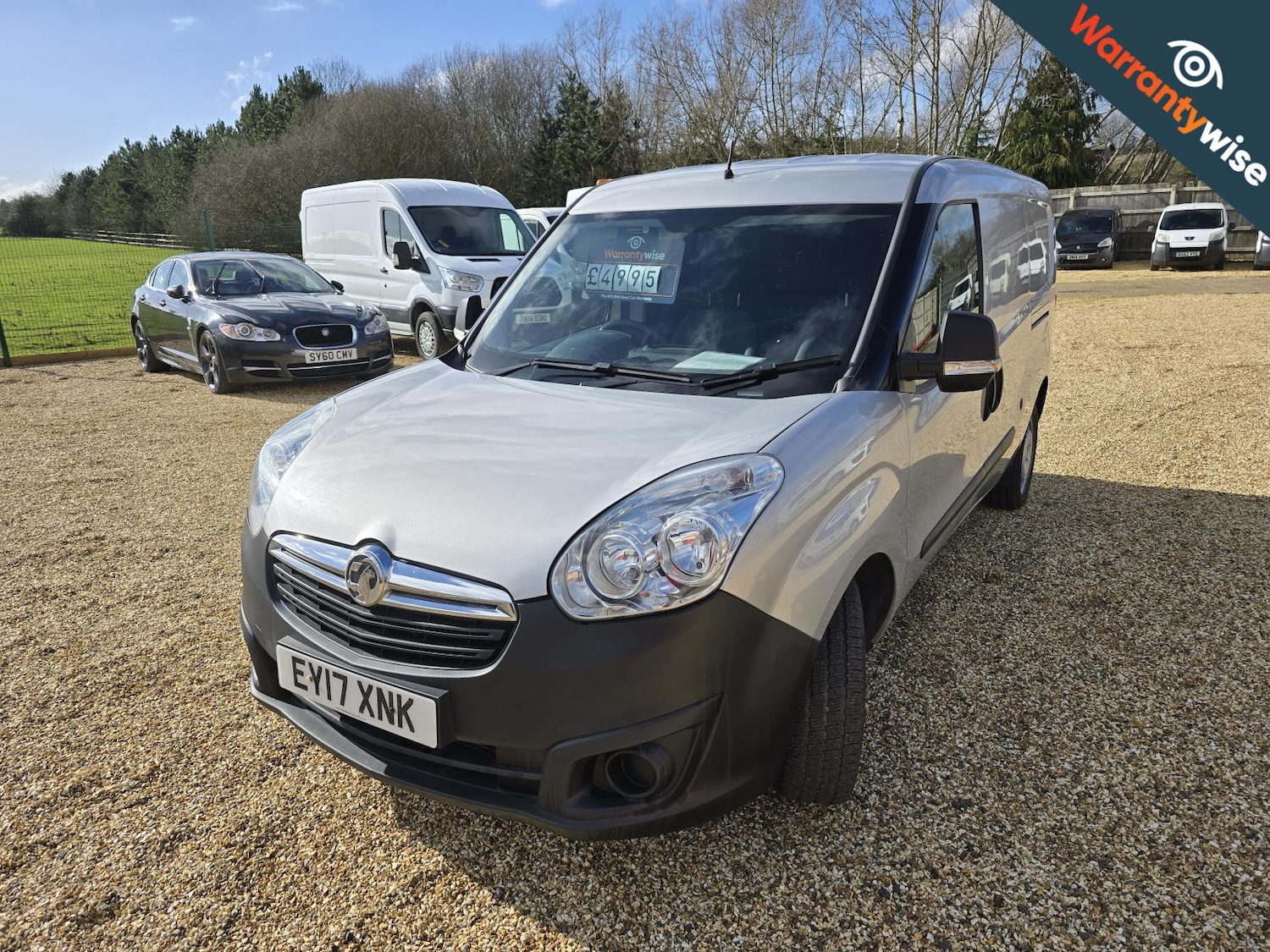 Used Vauxhall Combo 2017 for sale - 77718205: Photo 2