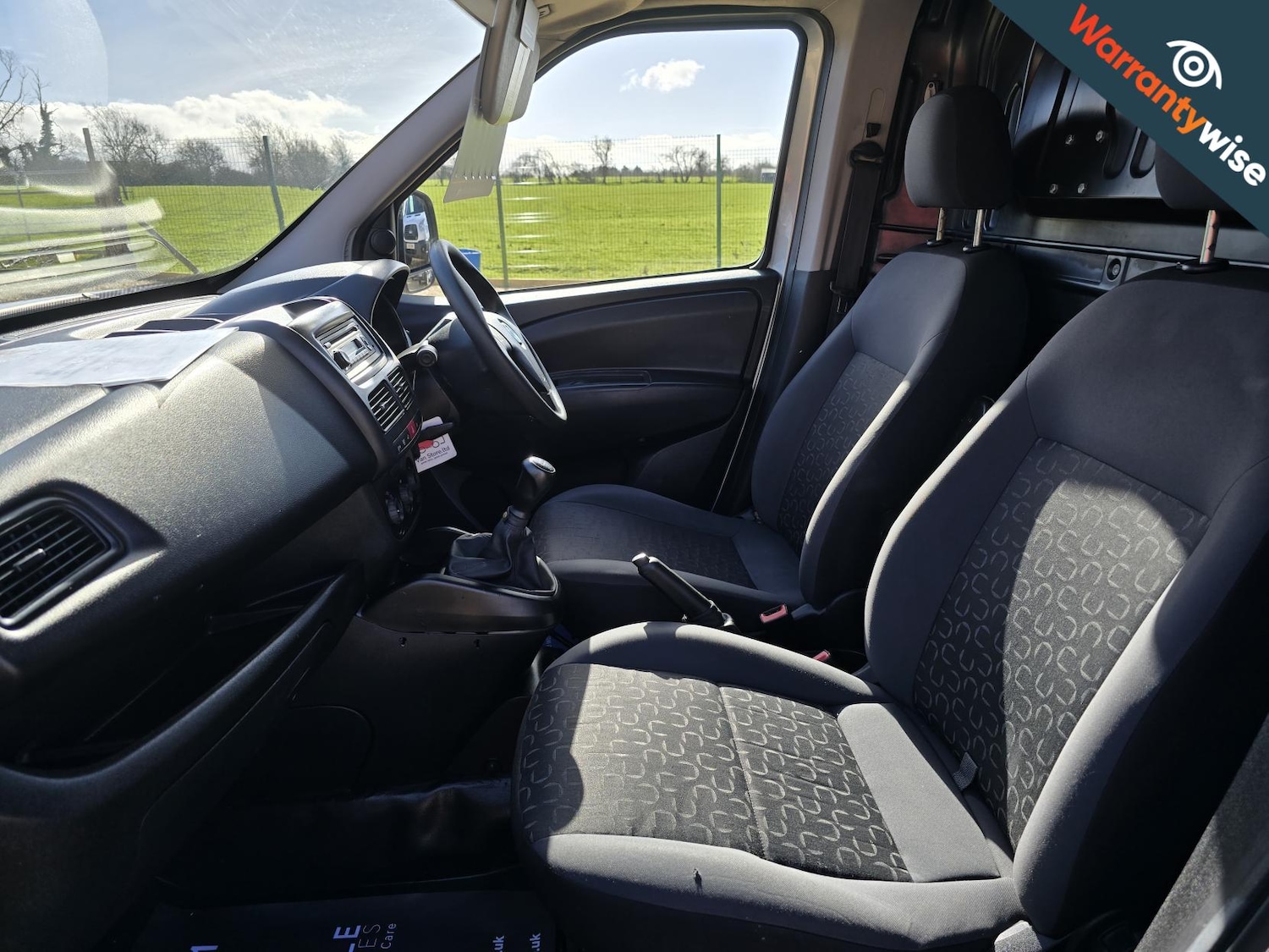 Used Vauxhall Combo 2017 for sale - 77718205: Photo 22