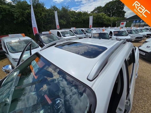 Used Nissan Navara 2020 for sale - 76182204: Photo 36