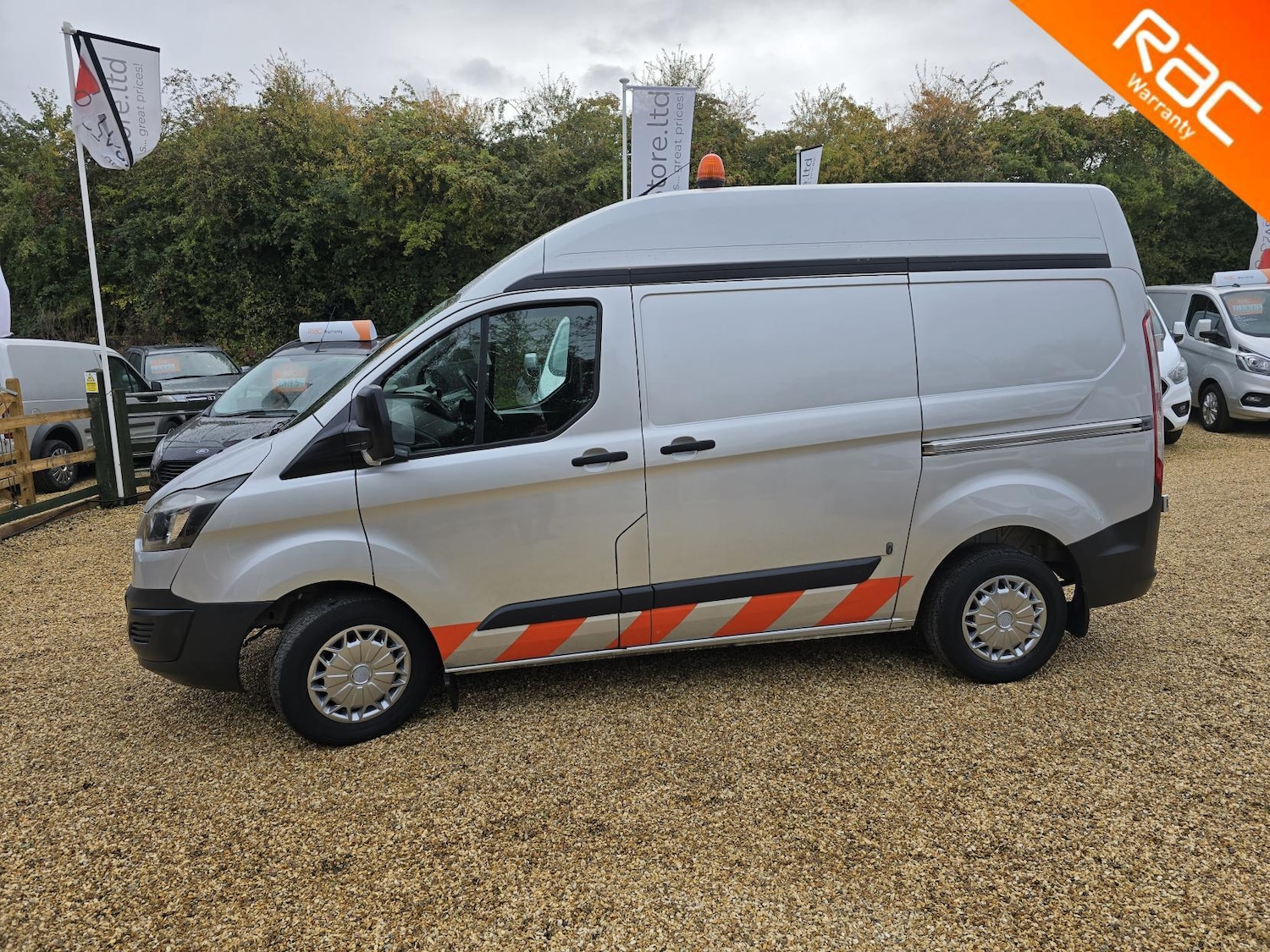 Used Ford Transit Custom 2015 for sale - 76643883: Photo 3